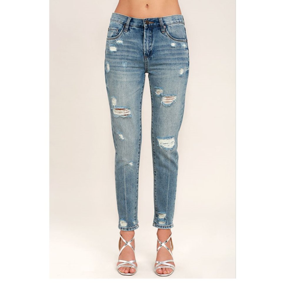 BLANK NYC Pin-Up High Rise Blue Distressed Jean. Size 24. Classy Rare
